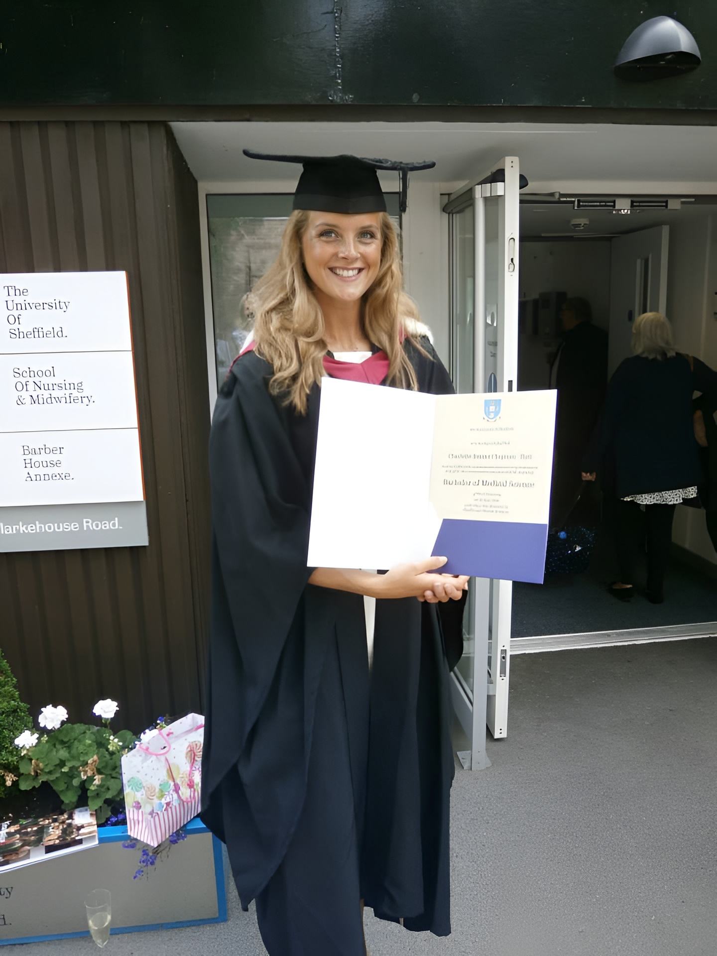 1000000476 Picsart AiImageEnhancer