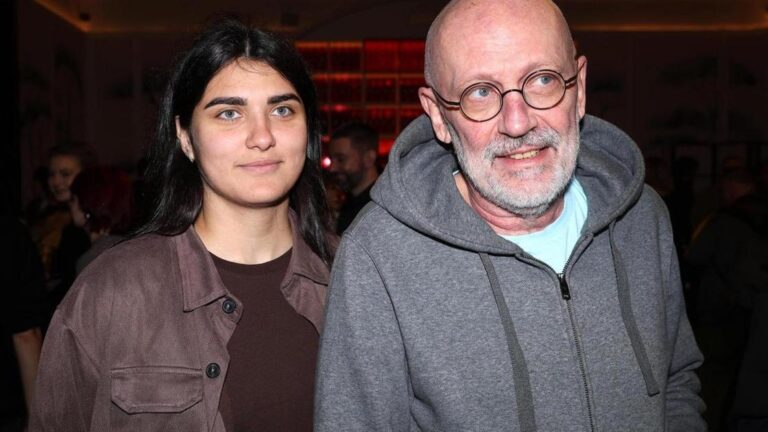 Alexander Gordon’s Marriage Habit: Why Each New Union Gets Shorter