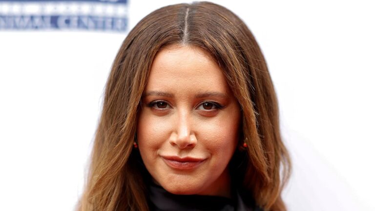 Inside the ‘toxic mom group’ that Ashley Tisdale exposed