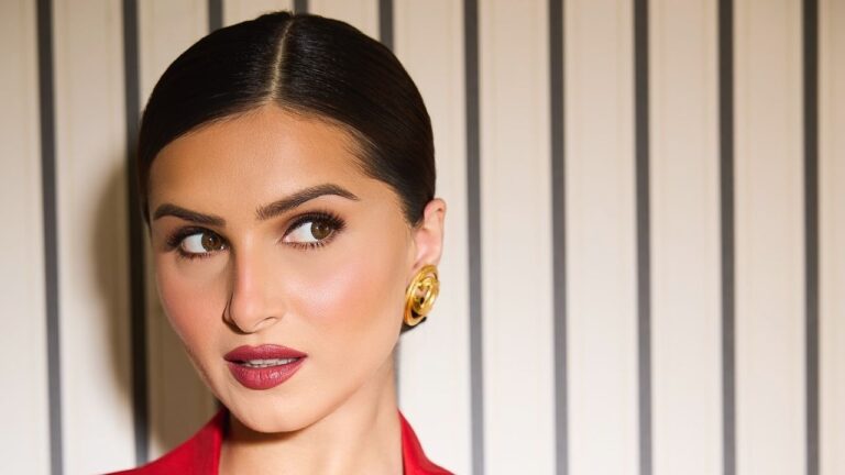 Power Beauty: Bold Lips and Sleek Hair Trends Inspired by Tara Sutaria and Kajol Devgan