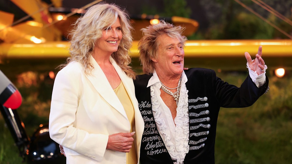 641c79f97d57 penny lancaster rod stewart mission impossible