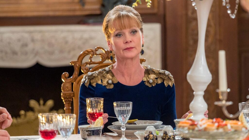 973b44e645c7 samantha bond a royal winter