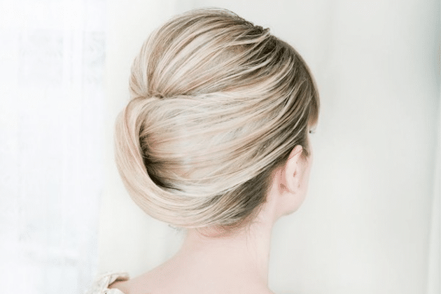 How to Get Picture-Perfect Holiday Hair 7 Chignon