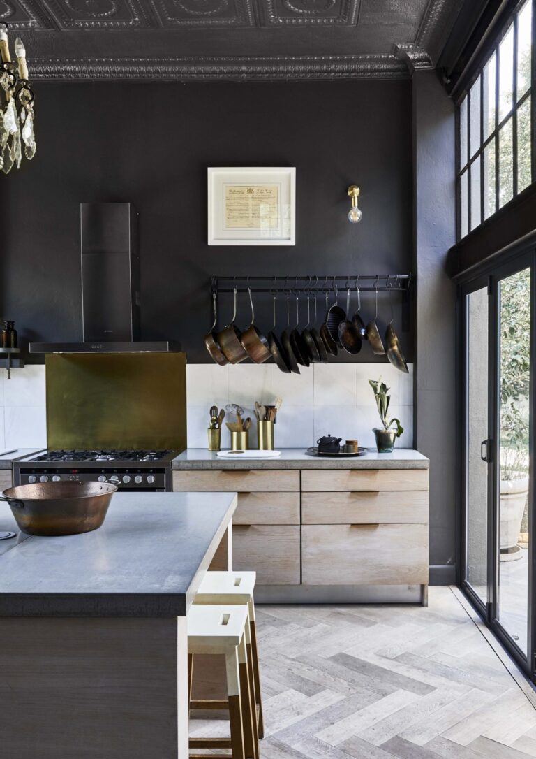 10 black kitchen design ideas that may just convince you to be bold