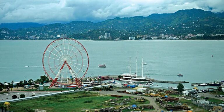 Georgia: A Land of Contrasts and Warm Hospitality