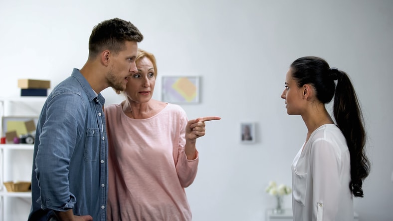 Help! I Can’t Stand My Child’s Spouse 4 Mom siding with son in relationship fight