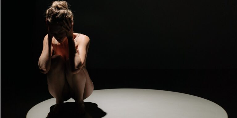 How Childhood Trauma Shapes Adulthood: Insights from a Psychotherapist