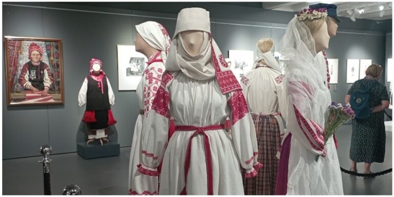 Our Ancestors Were Always Fashionistas: An Interview with the Curator of the ‘Anthology of Beauty’ Exhibition