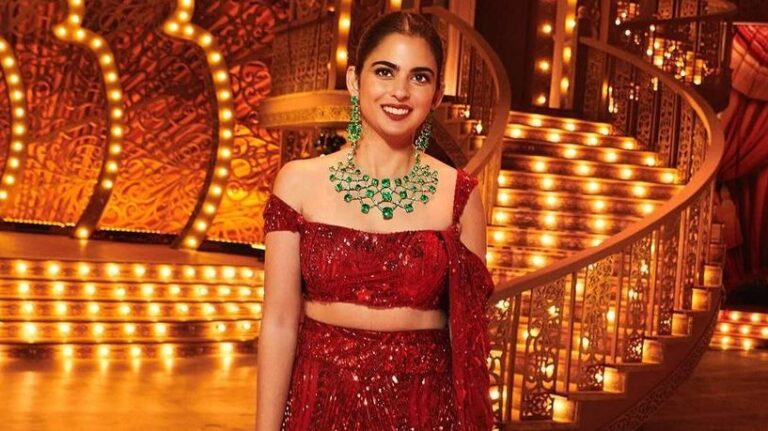 21 looks from Isha Ambani Piramal to inspire your festive wardrobe, including Benarasi saris and craft lehengas