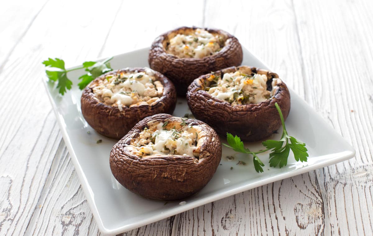 Spinach and Artichoke Dip Stuffed Mushrooms