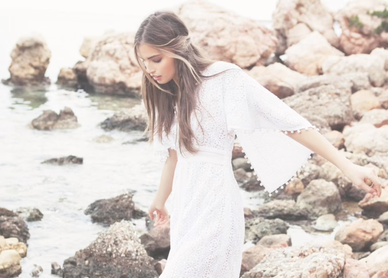 How to Dress Like an Ancient Greek God or Goddess