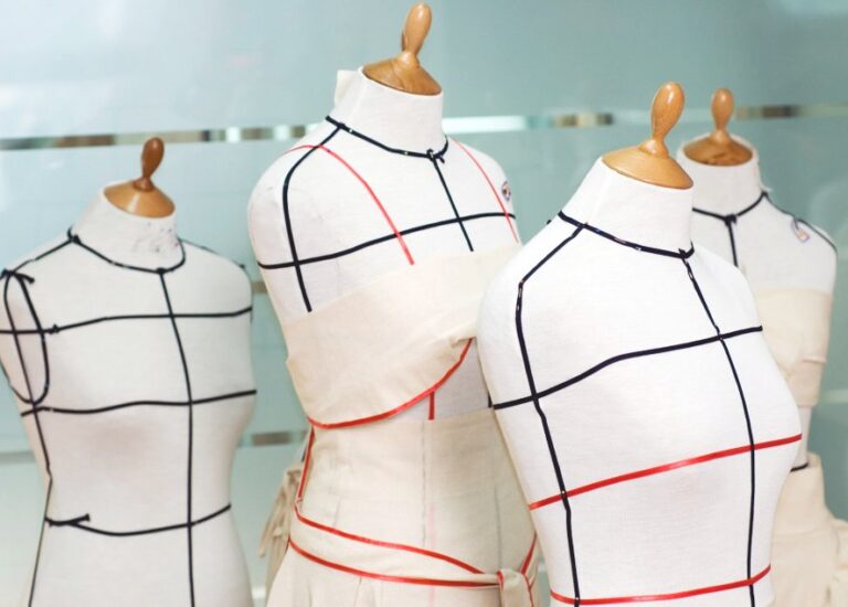 11 Essential Tips for Breaking into the Fashion Industry