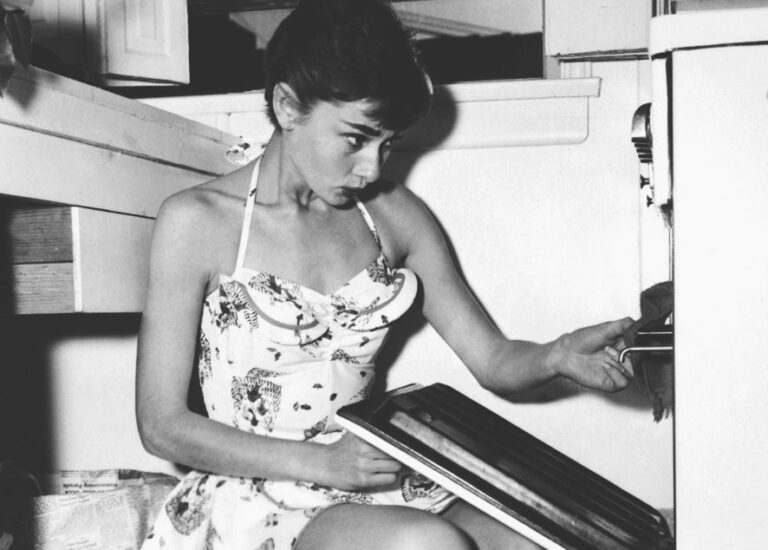 10 Essential Life Skills Every Woman Should Master