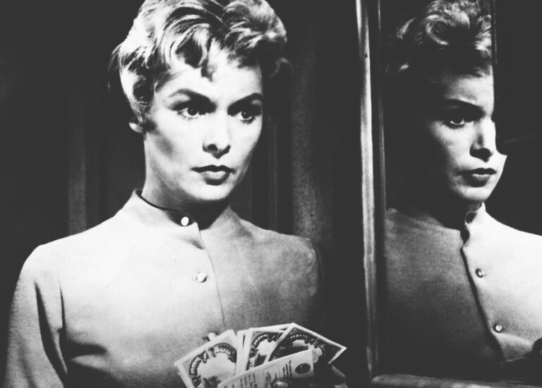 10 Classic Horror Movies Every Fan Must Watch