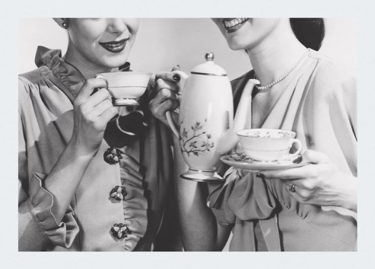 7 Red Flags That You’re Overdoing Gossip