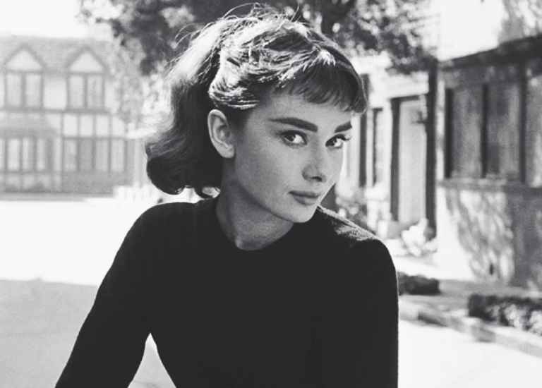 7 Secrets to Mastering the Art of Charm