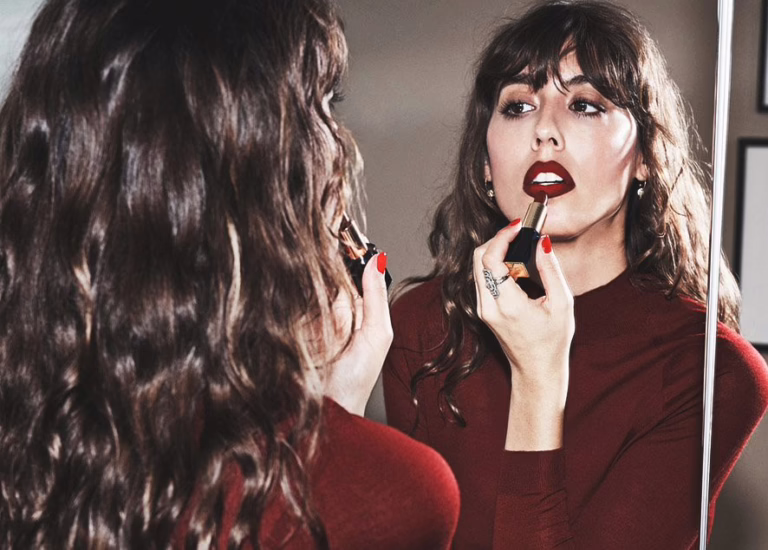 6 Quick Makeup Lessons from Violet: Mastering Effortless Beauty