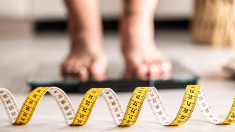 ‘SkinnyTok’ Weight Loss Tips Are Risky & Can Backfire—Try These Instead