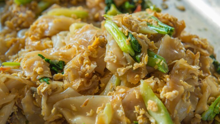 Simple Pad See Ew – Inspiring Women