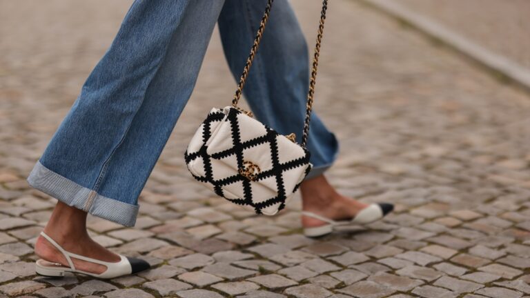 The Best Shoes to Wear With Wide Leg Pants for Women Over 50: 10 Affordable and Comfortable Options