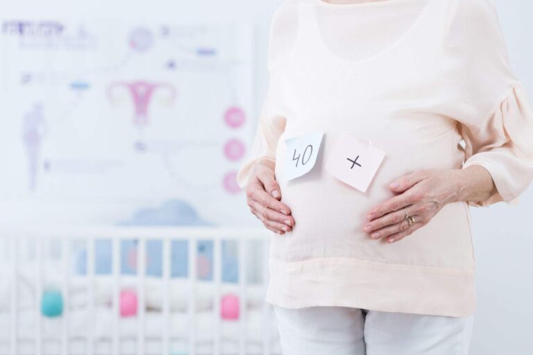 Is Having a Baby After 40 the Right Choice for Women?