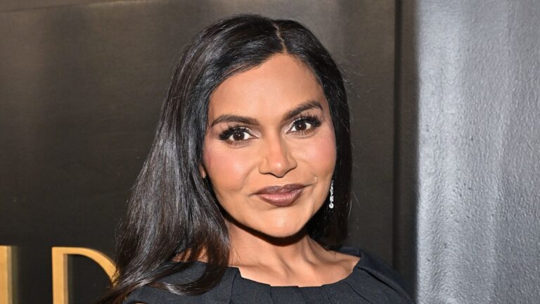 Mindy Kaling’s Stunning 40-Pound Weight Loss: A Journey of Confidence and Style
