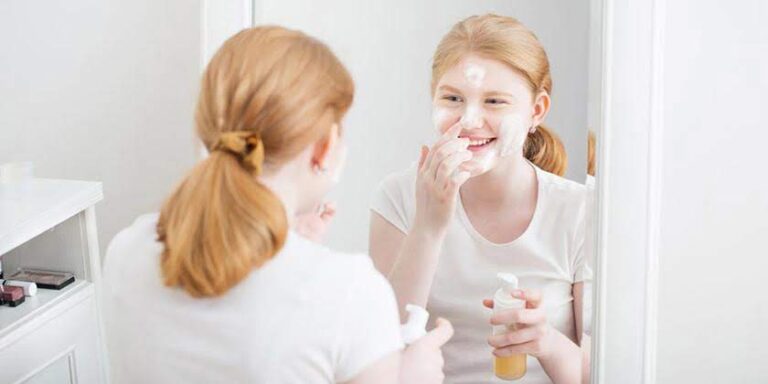 Clear Skin Confidence: Helping Your Teen Tackle Acne