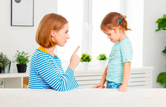 10 Harmful Phrases You Should Never Say to Your Kids
