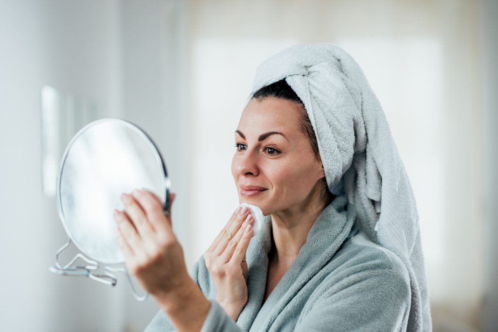 5 Simple Steps to Beat Dry Winter Skin 2 iStock 1094500304 1024x683 1