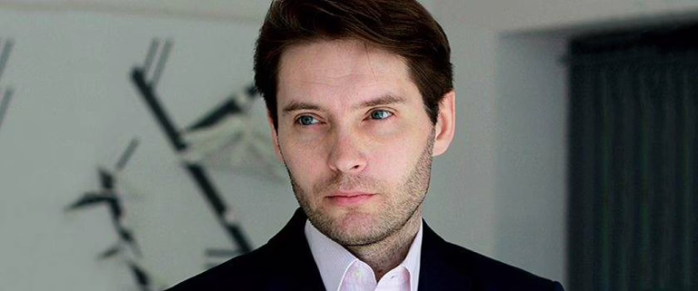 Victor Martinovich: Crafting Universes Through Literature