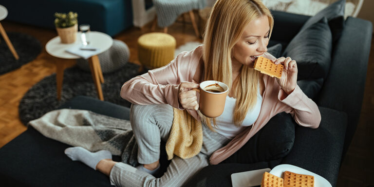 Top 5 Snacking Myths That Hinder Your Fitness Goals, Revealed by a Nutritionist