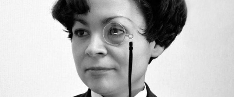 Fashion as a Mirror: Reflecting Socio-Political Trends with Olga Khoroshilova