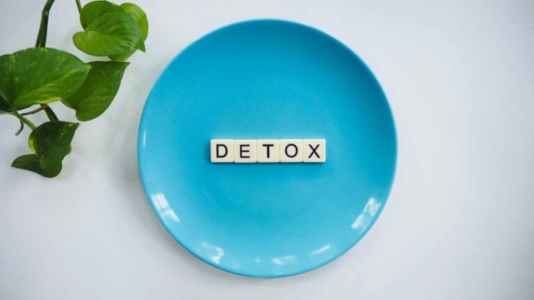 The Ultimate Guide to Detox: Cleanse Your Body Effectively