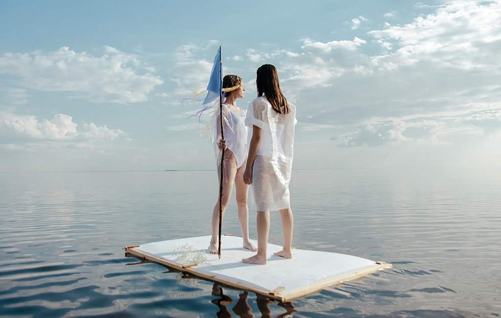 plyt po techeniju ili borotsya