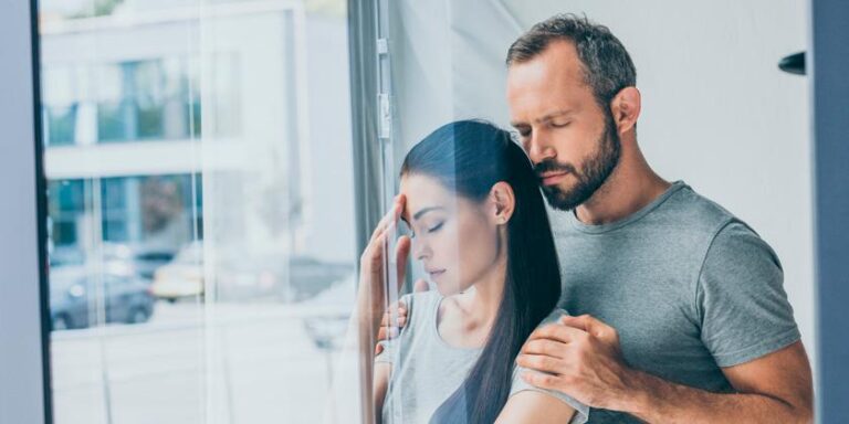 Breaking Free: Overcoming Toxic Relationships and Codependency