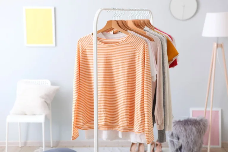 20 Best Places to Sell Used Clothes Online & Make Fast Cash in 2024
