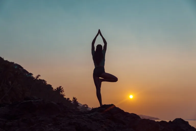 Unlock Your Inner Strength & Grace with the Tree Pose – A Yoga Guide for Balance & Confidence