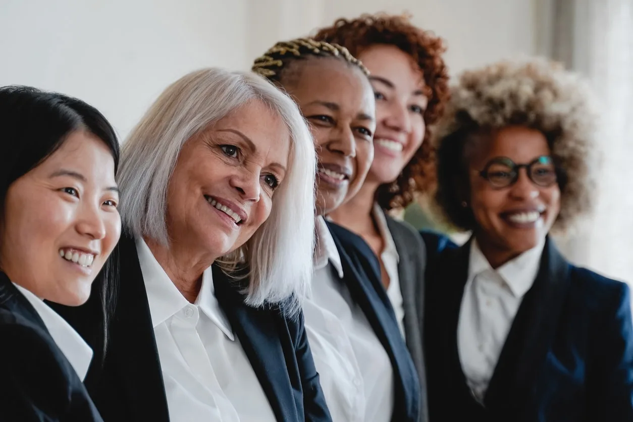 Woman in her prime group shot FEATURE